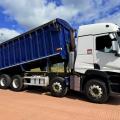 RENAULT C430 8X4 BULK TIPPER