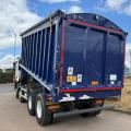 RENAULT C430 8X4 BULK TIPPER