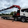 SCANIA R450 8X2 FLAT CRANE