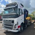 VOLVO FH16 8X4 TRACTOR UNIT CRANE