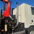 DAF 85 CF 380 6X2 FLAT CRANE