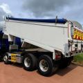 RENAULT C440 8X4 ALLOY INSULATED TIPPER