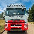 VOLVO FMX 500 8X4 TIPPER GRAB