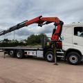 VOLVO FH 460 8X2 FLAT CRANE D/BAR