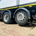 MERCEDES-BENZ AROCS 3243 8X2 DROPSIDE CRANE