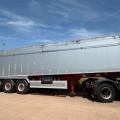 FRUEHAUF TRIAXLE BULK TIPPING TRAILER