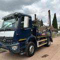 MERCEDES-BENZ AROCS 1824 18 TON SKIP LOADER