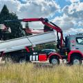 VOLVO FMX 500 8X4 TIPPER GRAB