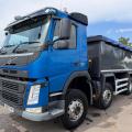 VOLVO FM 410 8X4 STEEL INSULATED TIPPER