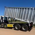 RENAULT C430 8X4 BULK BODY TIPPER