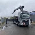 VOLVO FH540 8X2 FLAT CRANE D/BAR