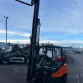 DOOSAN G25E-5 TRIPLEX FORKLIFT