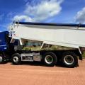 RENAULT C440 8X4 ALLOY INSULATED TIPPER