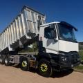 RENAULT C430 8X4 BULK BODY TIPPER