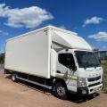 MITSUBISHI FUSO CANTER 7C18 7.5 TON BOX