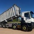 RENAULT C430 8X4 BULK BODY TIPPER