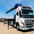VOLVO FH16 8X4 TRACTOR UNIT CRANE