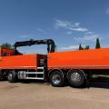 SCANIA P420 8X2 DROPSIDE BRICK GRAB