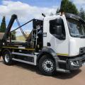RENAULT D250 18 TON HYVA SKIP LOADER