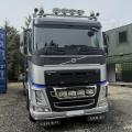 VOLVO FH460 8X2 BEAVERTAIL CRANE