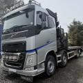 VOLVO FH460 8X2 BEAVERTAIL CRANE