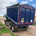 RENAULT C430 8X4 ALLOY BULK TIPPER