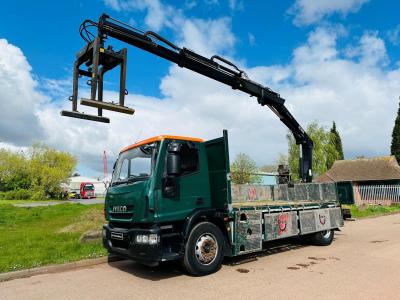 IVECO 180E25 18 TON DROPSIDE CRANE