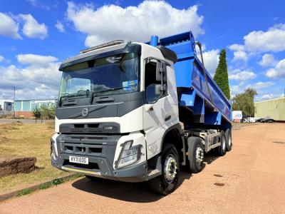 VOLVO FMX 420 8X4 STEEL TIPPER