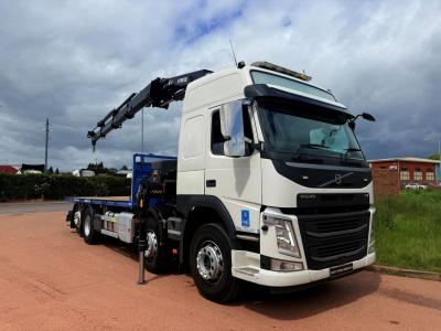 VOLVO FM 460 8X2 FLAT CRANE