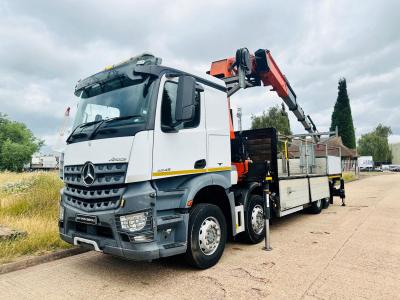 MERCEDES-BENZ AROCS 3243 8X2 DROPSIDE CRANE
