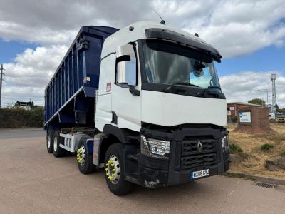 RENAULT C430 8X4 BULK TIPPER