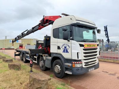 SCANIA G440 8X2 FLAT FASSI CRANE D/BAR