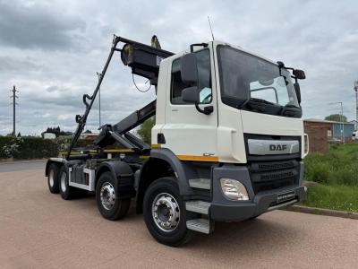 DAF CF 410 8X4 HOOKLOADER