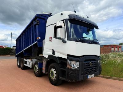 RENAULT C430 8X4 BULK TIPPER
