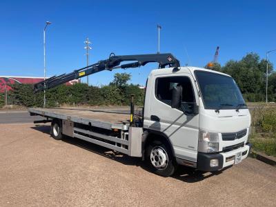 MITSUBISHI FUSO CANTER 7C18 7.5 TON FLAT CRANE