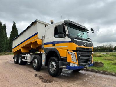 VOLVO FM 420 8X4 ALLOY INS TIPPER