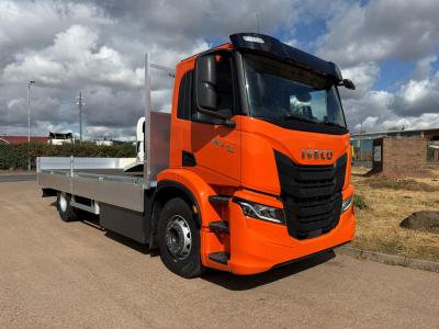 IVECO S-WAY 400 18 TON DROPSIDE