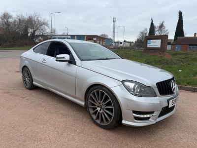 MERCEDES-BENZ C220 CDI AMG
