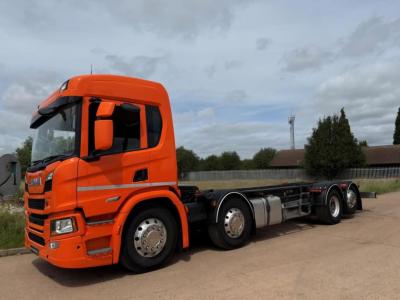 SCANIA SUPER P420 8X2 CHASSIS CAB