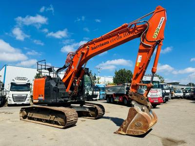 HITACHI ZAXIS ZX225 EXCAVATOR