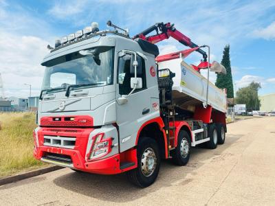 VOLVO FMX 500 8X4 TIPPER GRAB