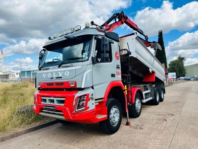 VOLVO FMX 500 8X4 TIPPER GRAB