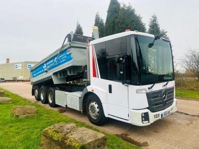 MERCEDES-BENZ ECONIC 3235 8X4 TRIDEM TIPPER