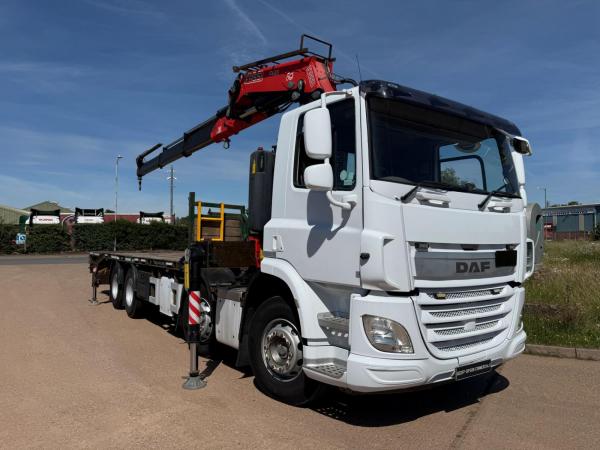 DAF CF 450 8X4 CHEESEWEDGE CRANE