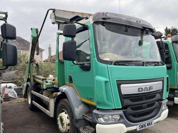 DAF LF 220 18 TON SKIP LOADER