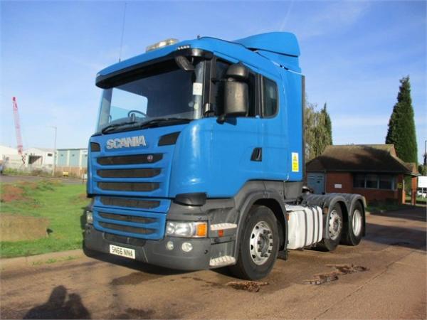 SCANIA R490 6X2 TRACTOR UNIT