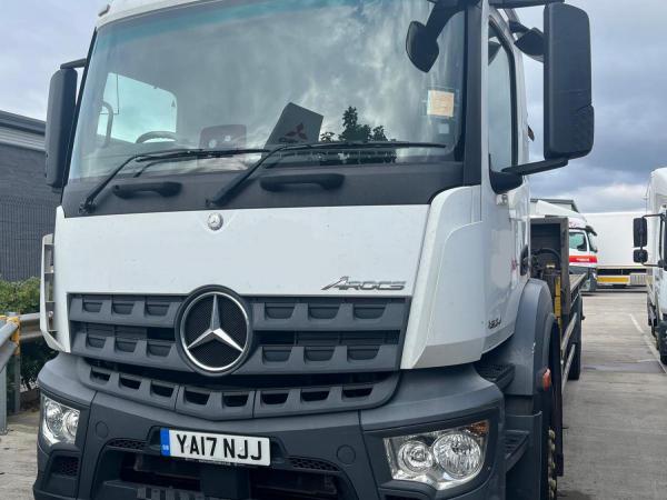 MERCEDES-BENZ AROCS 1823 18 TON FLAT CRANE