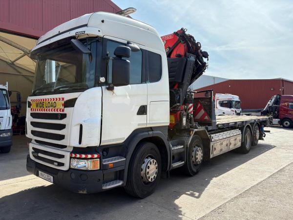 SCANIA G440 8X2 FLAT FASSI CRANE D/BAR