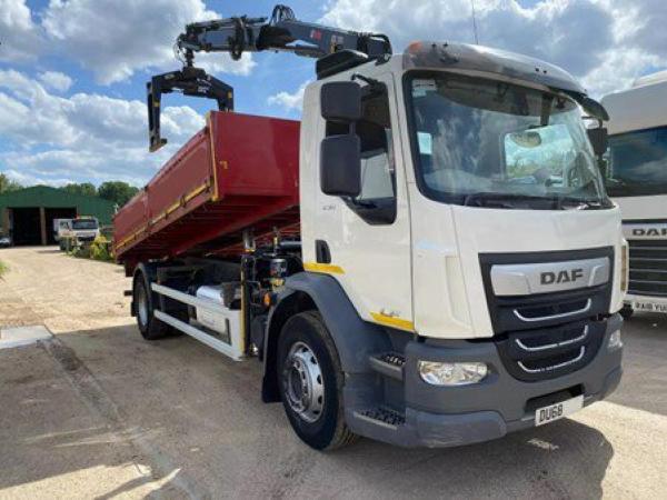 DAF LF 230 18 TON TIPPER GRAB