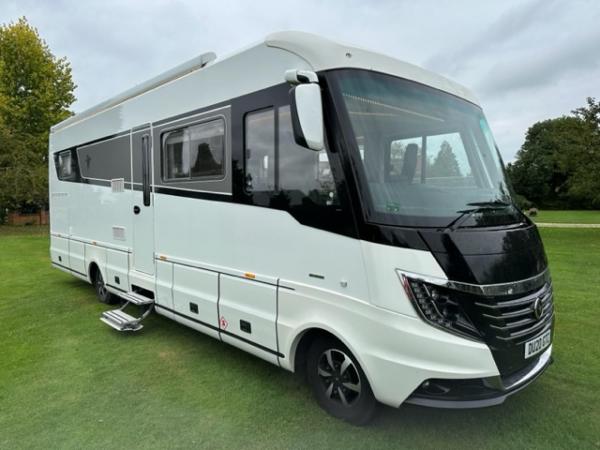 NIESMANN + BISCHOFF FLAIR 920EK MOTORHOME